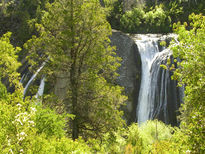 Cascada Escondida