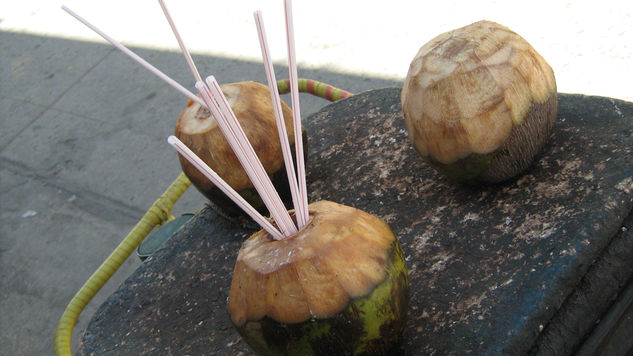 aguita e coco para calmar la sed 