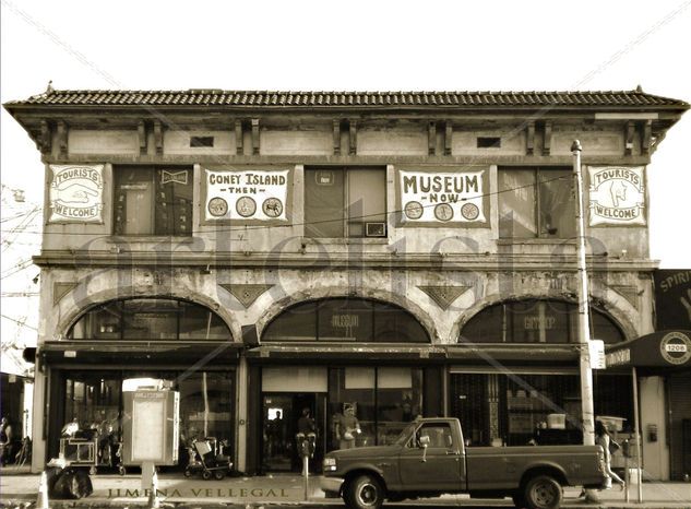 " Cony Island NY " Architecture and Interiorism Black and White (Digital)