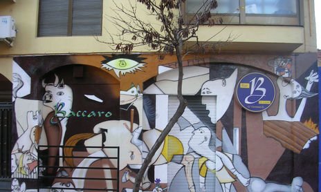 LOCALES