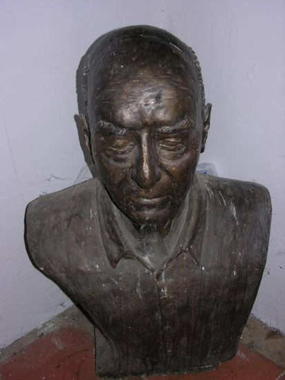 el vigilante Bronce Figurativa