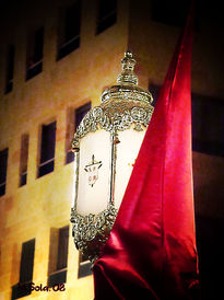 Nazareno y farol