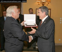 2003 - Entrega de...