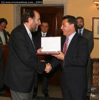 2003 - Entrega de...