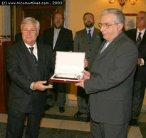 2003 - Entrega de...