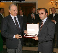 2003 - Entrega de...