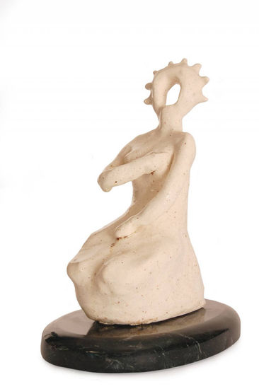 Dama de blanco Cerámica Figurativa