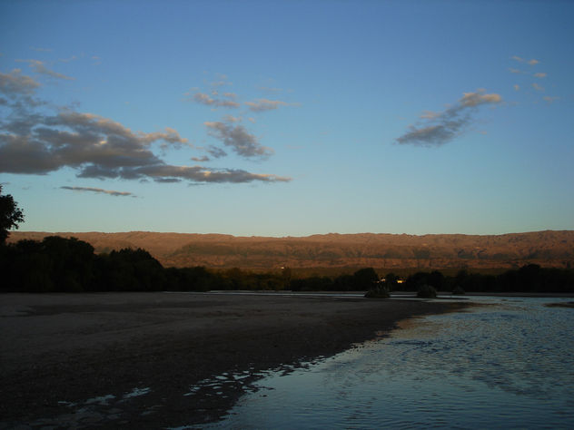 Paisaje Rio-Montaña Cordoba