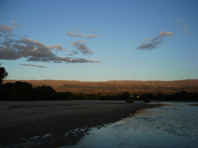 Paisaje Rio-Montaña Cordoba 