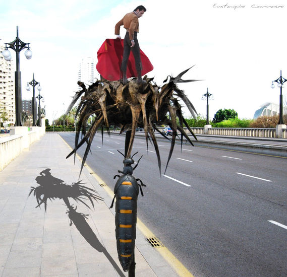 Torero, cardo, insecto gigante y calle de una ciudad, (Torero, thistle, giant insects and a city str Arquitectura e interiorismo Color (Digital)