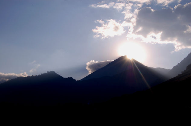 Tapando el sol con un volcán 