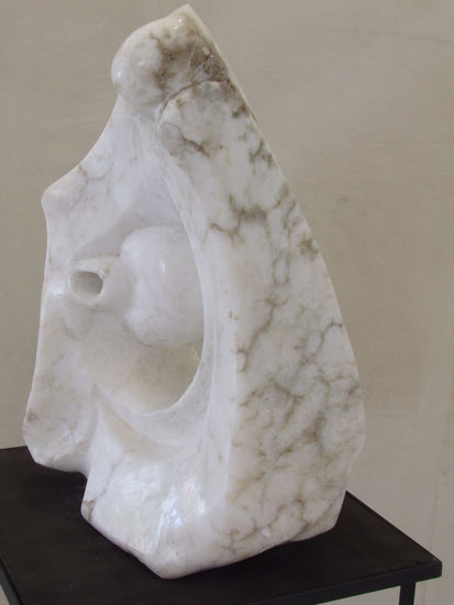 Mujer con cantaro Piedra Figurativa