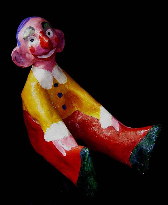 clown sentado