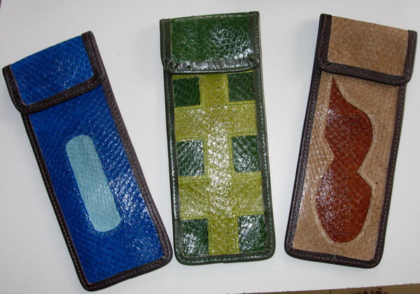 ESTUCHES PARA LÁPICES Leather Skin and leather