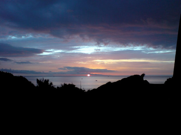 Amanecer en el estrecho