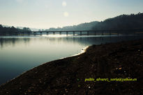 Puente en el embalse