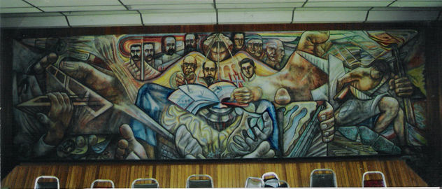 Mural Desarrollo y transportación academico-revolucionaria