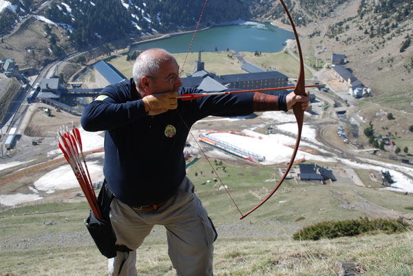 romper una flecha por el agua 