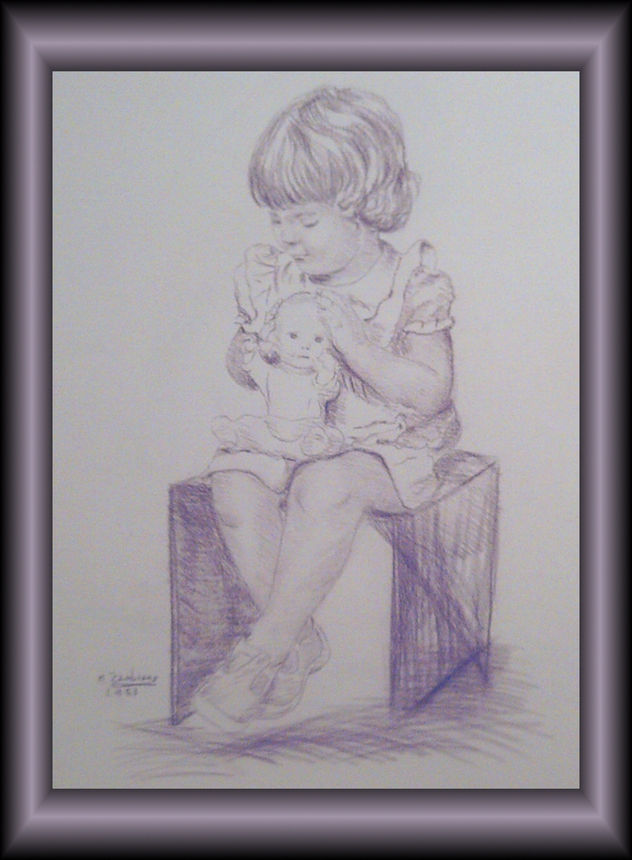 niña con muñeca