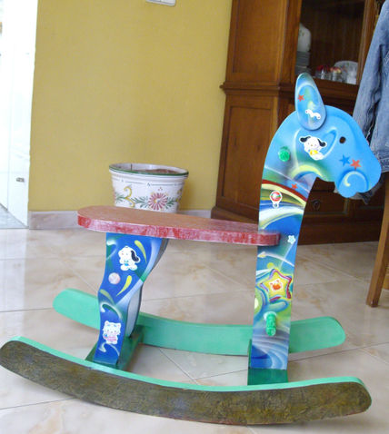 Caballito de madera