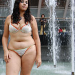 Desnudo el cuerpo - desnudo el espacio thumbnail 2