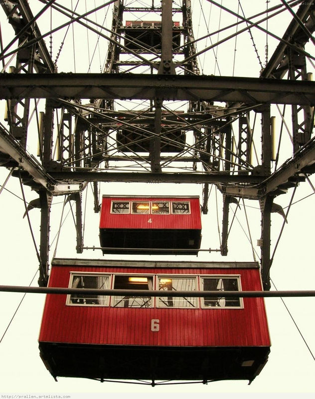 Noria gigante de Viena "Simetría I"