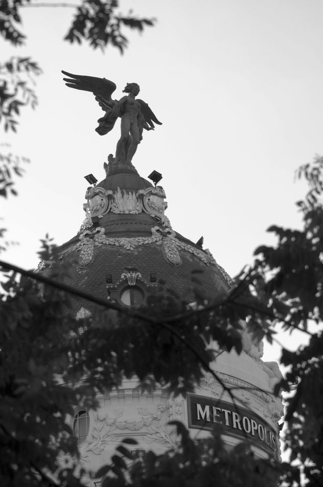 metropolis