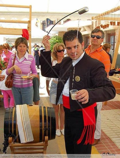 Degustación de Vinos en la 8ª   Fiesta del Espárrago. Otras temáticas Color (Digital)