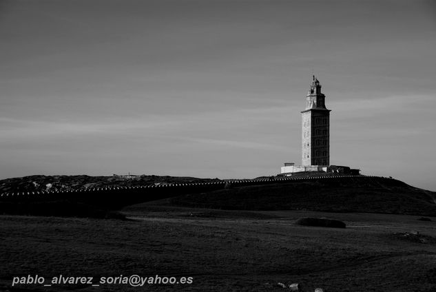 TORRE DE HERCULES 4 Architecture and Interiorism Black and White (Digital)