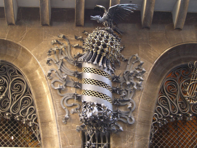 Detalle Palu Guell 