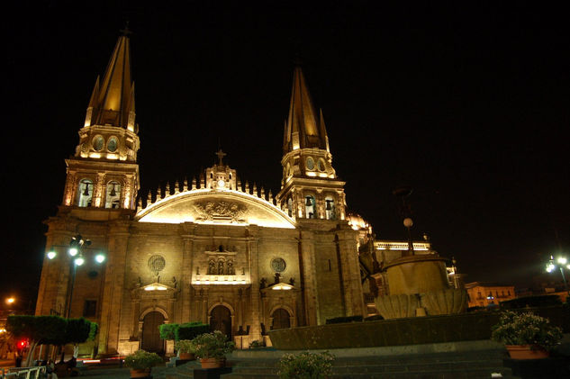 Catedral Guadalajara Jalisco Frente Noche 