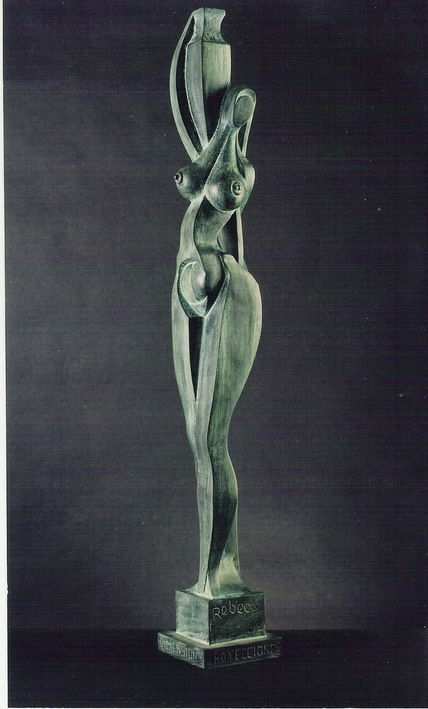 Rebeca (Frontal)