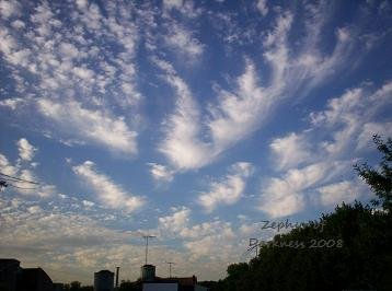 Nubes de fuego blanco 