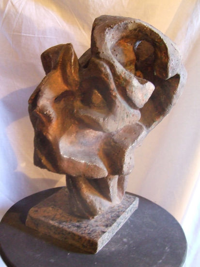 Cabeza Pottery Figurative