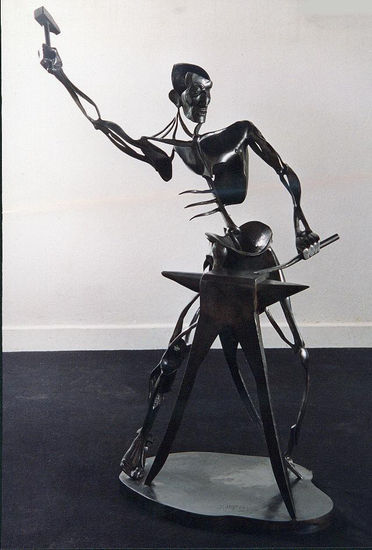 a- Hefesto Iron Figurative