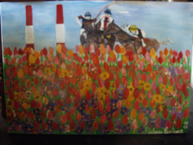 polo junto a los tulipanes