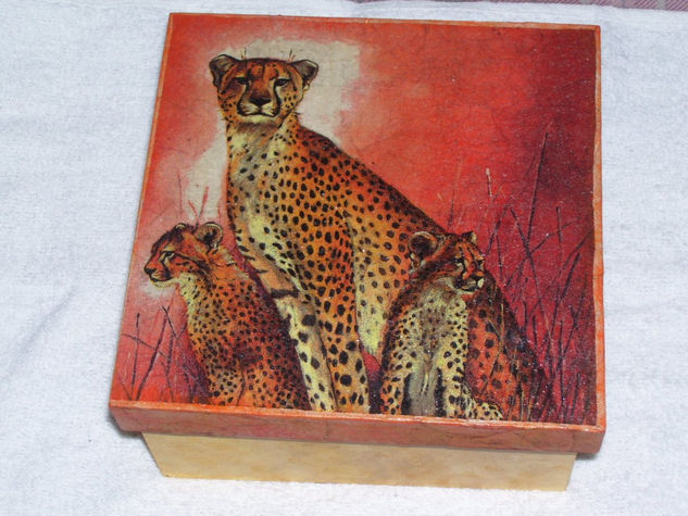 Caja de madera felinos Decoration Wooden objects and furniture