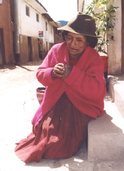 Cuando la cruz no calma 3, (Pisac, Peru). 