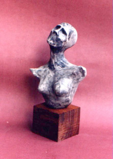 Angustia Pottery Figurative