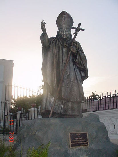 HOMENAJE AL PAPA JUAN PABLO II 