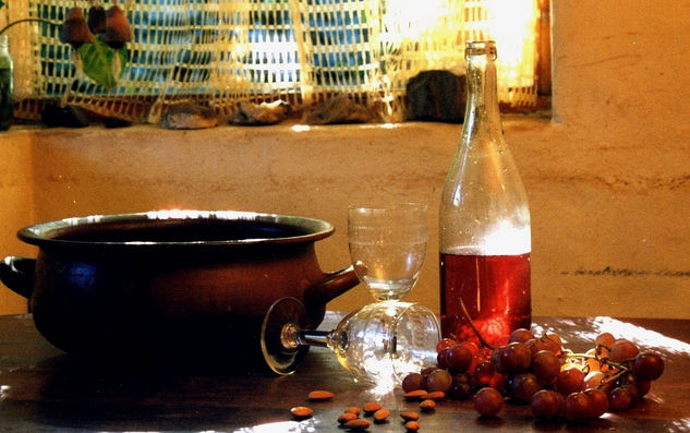 Cassoulet et beaujolais Still lifes Alternative techniques