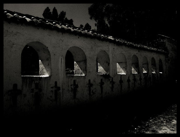 luz de cementerio Arquitectura e interiorismo Blanco y Negro (Digital)