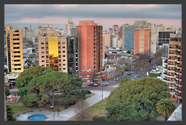 Vista de La Plata Arquitectura e interiorismo Color (Digital)