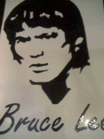 Bruce lee