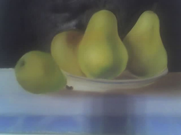 peras en la mesa