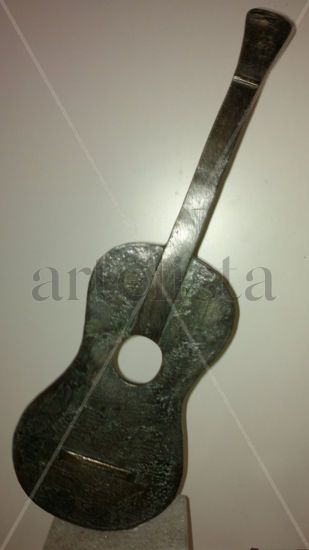 Guitarra Bronze Figurative