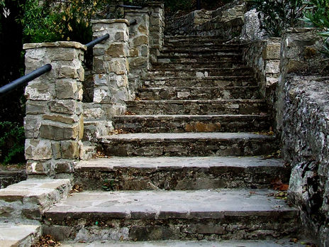 Escalera de piedra