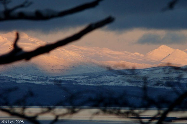 Atardeciendo y por nevar 