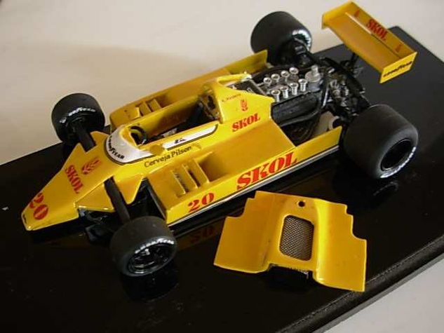 Fittipaldii F7 # 20 E. Fittipaldi Twu013 Model Handbuilt 