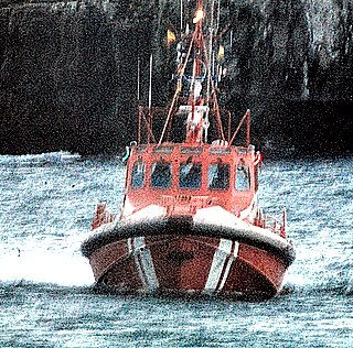 Salvamento maritimo  al atardecer... 